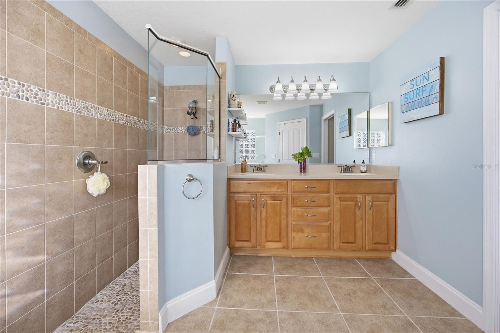 TRAILS EAST - Residential