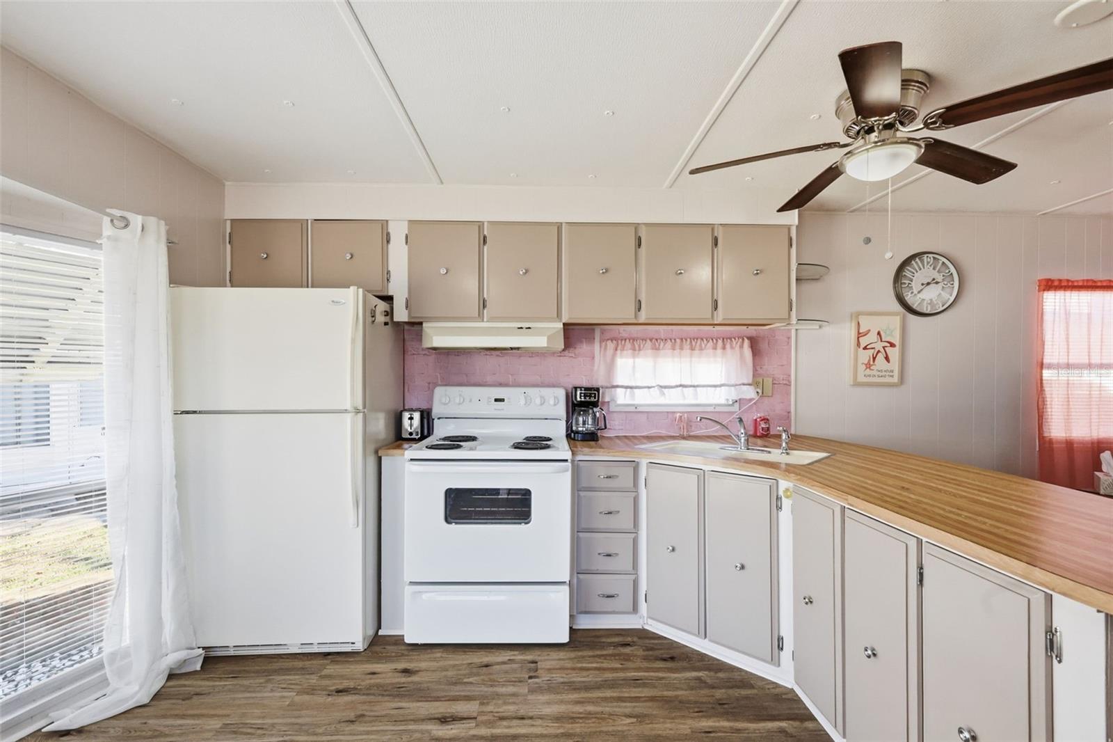 GRIFFWOOD CO-OP - Residential