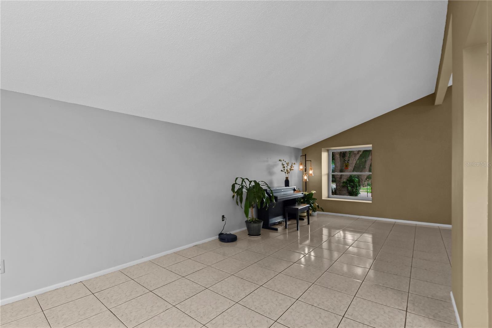 SUNRISE ESTATES UNIT 1 - Residential