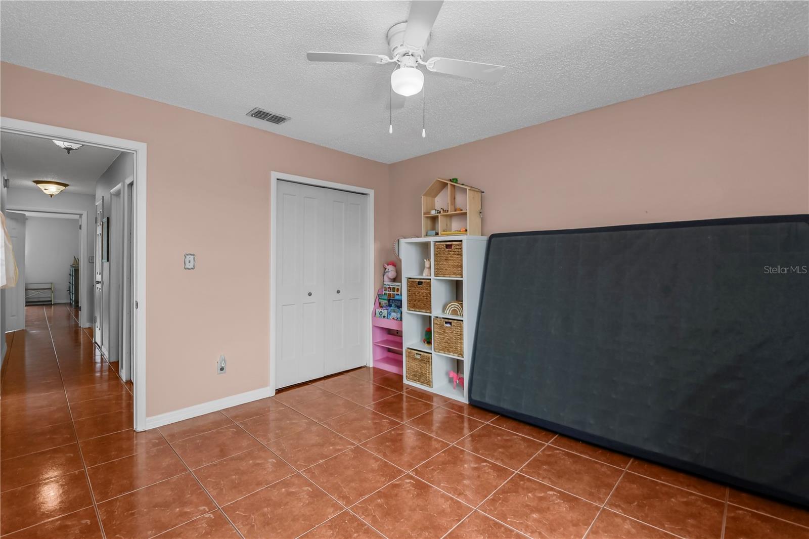 SUNRISE ESTATES UNIT 1 - Residential
