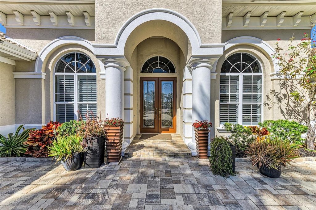 Photo of 7137 Ashland Glen, Lakewood Ranch, FL 34202 (MLS # A4680838)