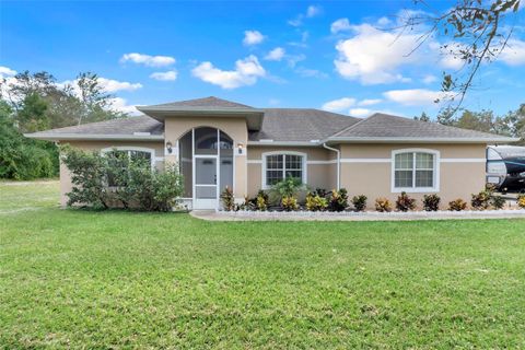 A home in EUSTIS