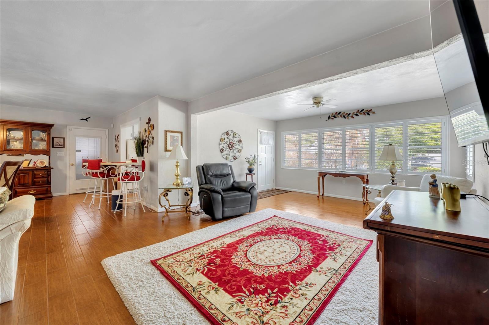 LAKE MARIE ESTATES REP - Residential