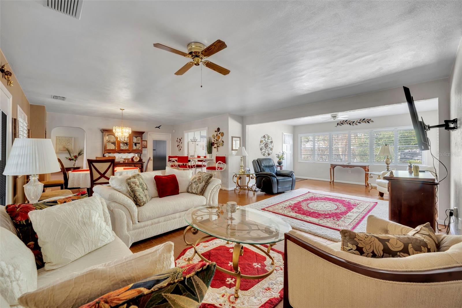 LAKE MARIE ESTATES REP - Residential