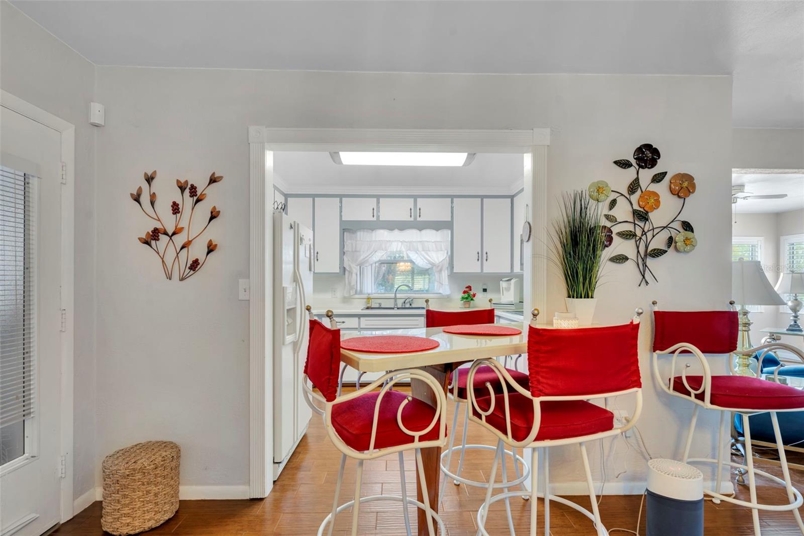 LAKE MARIE ESTATES REP - Residential