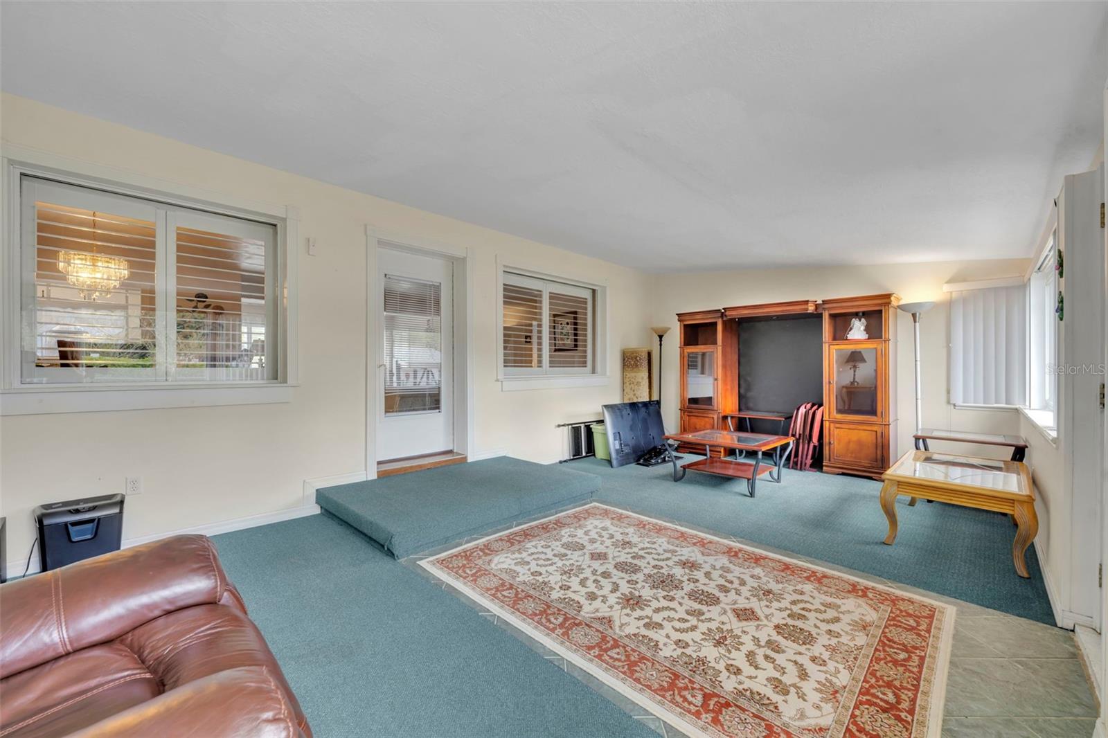 LAKE MARIE ESTATES REP - Residential