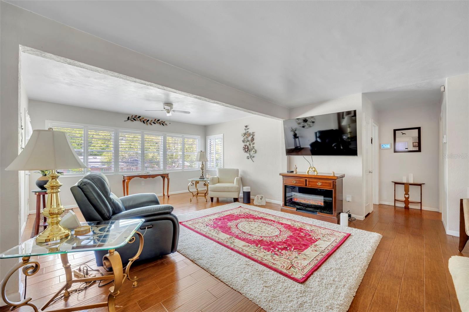 LAKE MARIE ESTATES REP - Residential