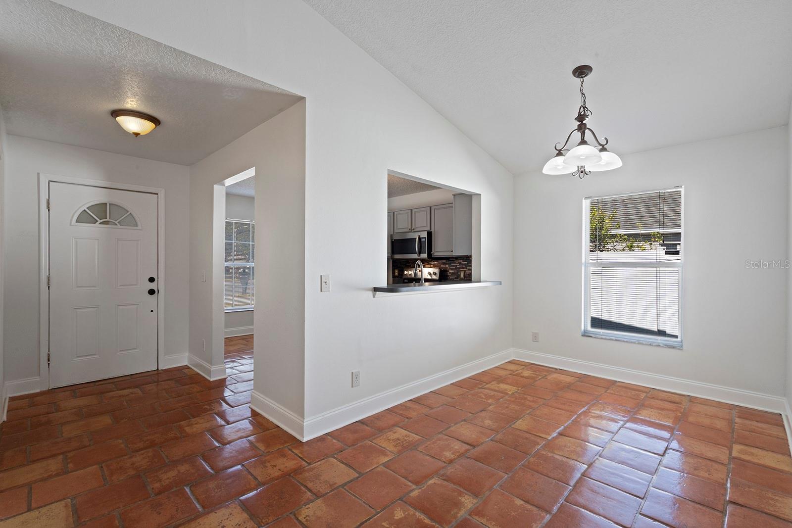 1533 SUNSET VIEW CIRCLE