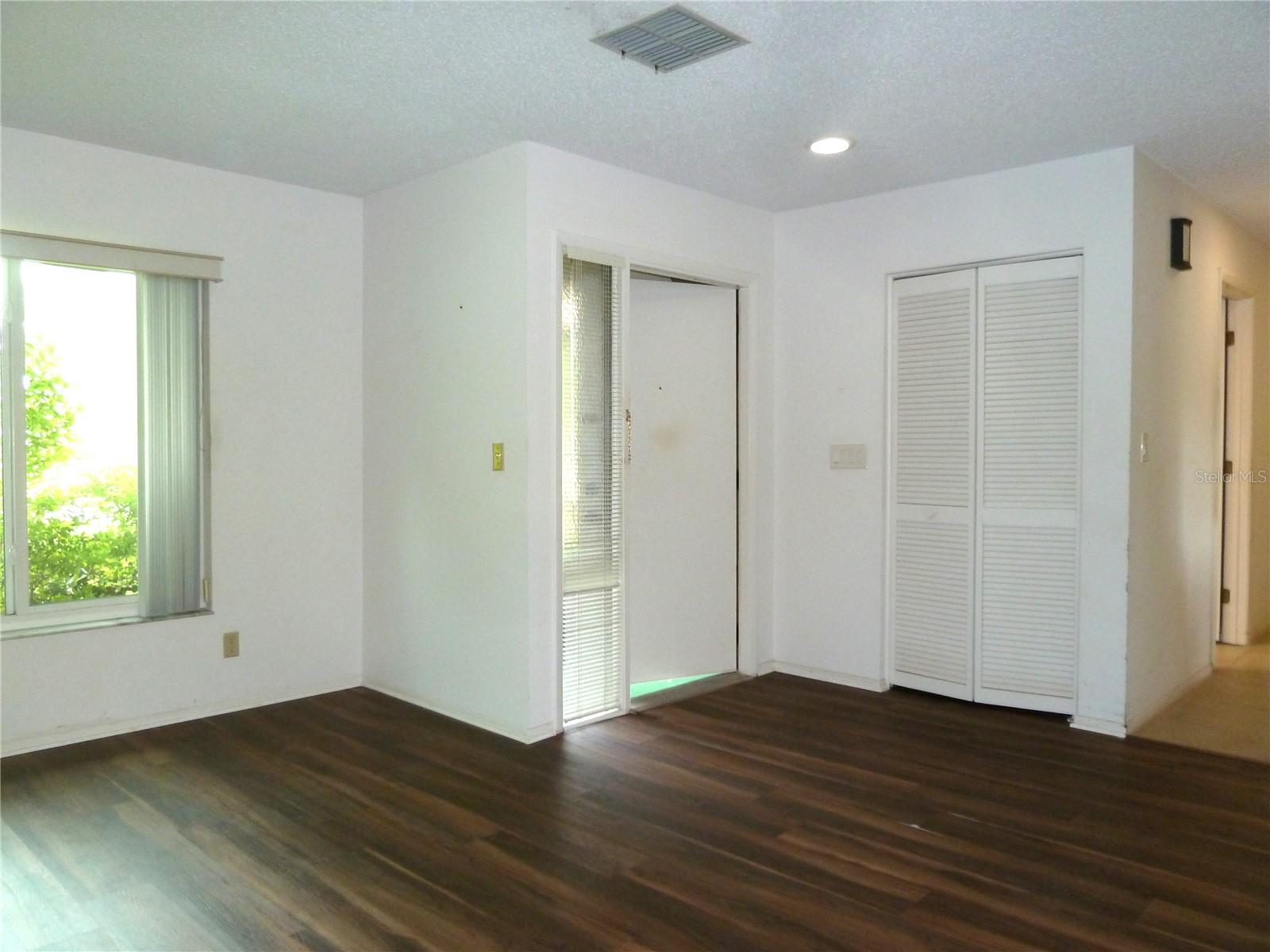 1350 GLENGARRY DRIVE
