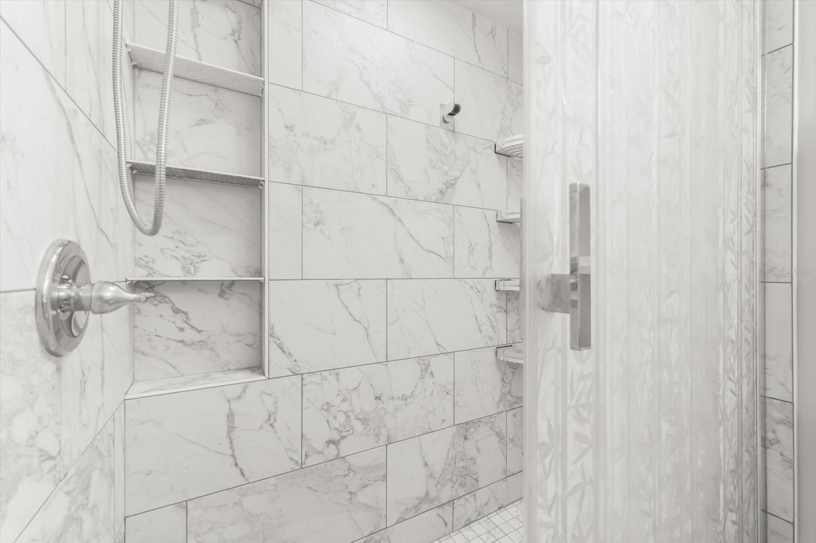 JEFFERSON CLUB - Residential