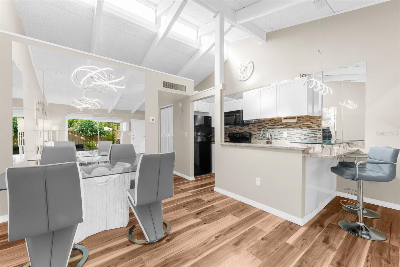 JEFFERSON CLUB - Residential