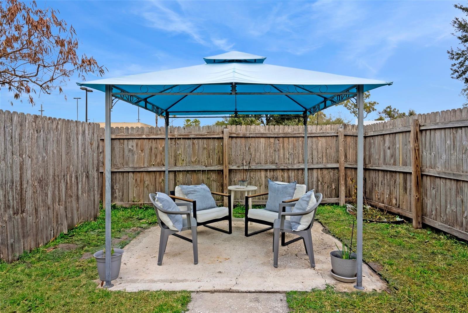 LONGWOOD - Residential