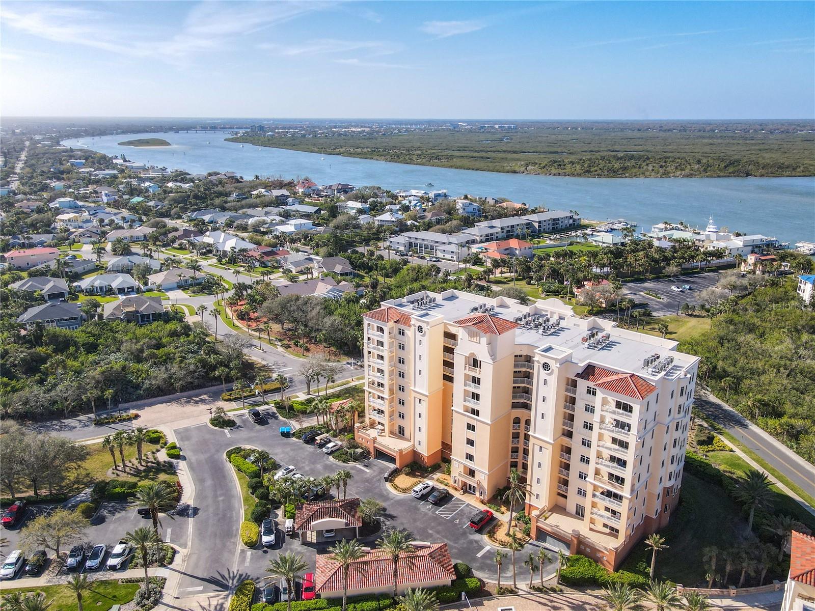 265 MINORCA BEACH WAY 204