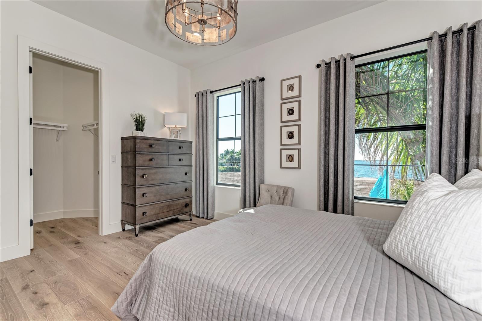 THE RESERVE AT HARBOUR WALK - Residential