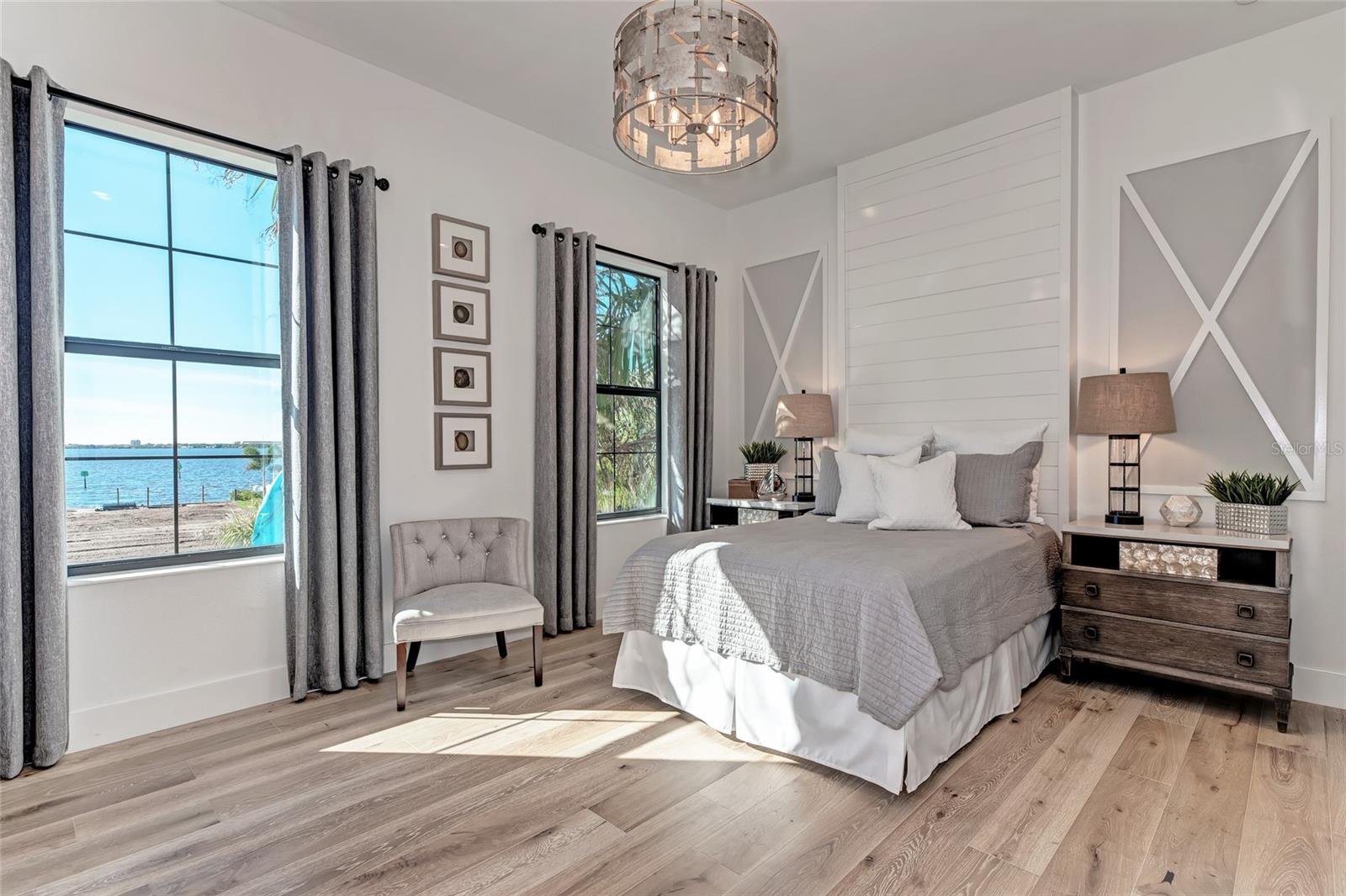 THE RESERVE AT HARBOUR WALK - Residential