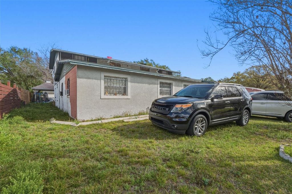 Photo of 4665 Piedmont Court, Orlando, FL 32811 (MLS # O6388999)