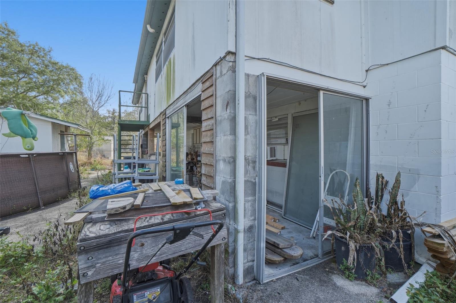 MALIBU GROVES ELEVENTH ADD - Residential