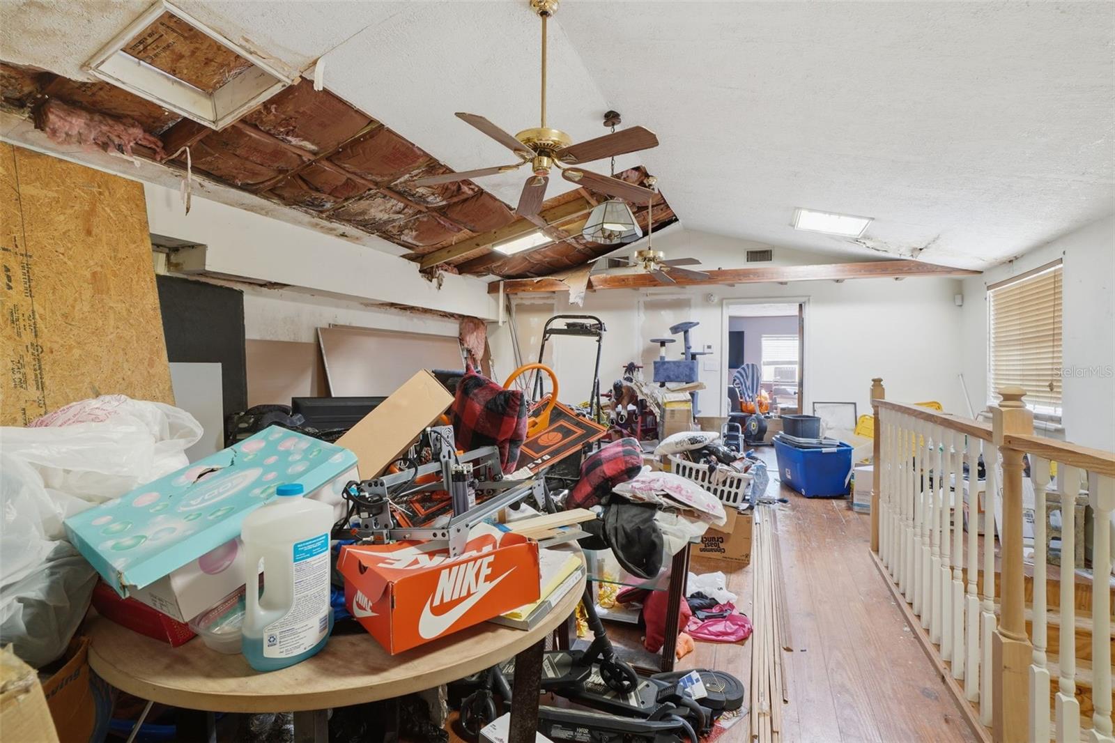 MALIBU GROVES ELEVENTH ADD - Residential