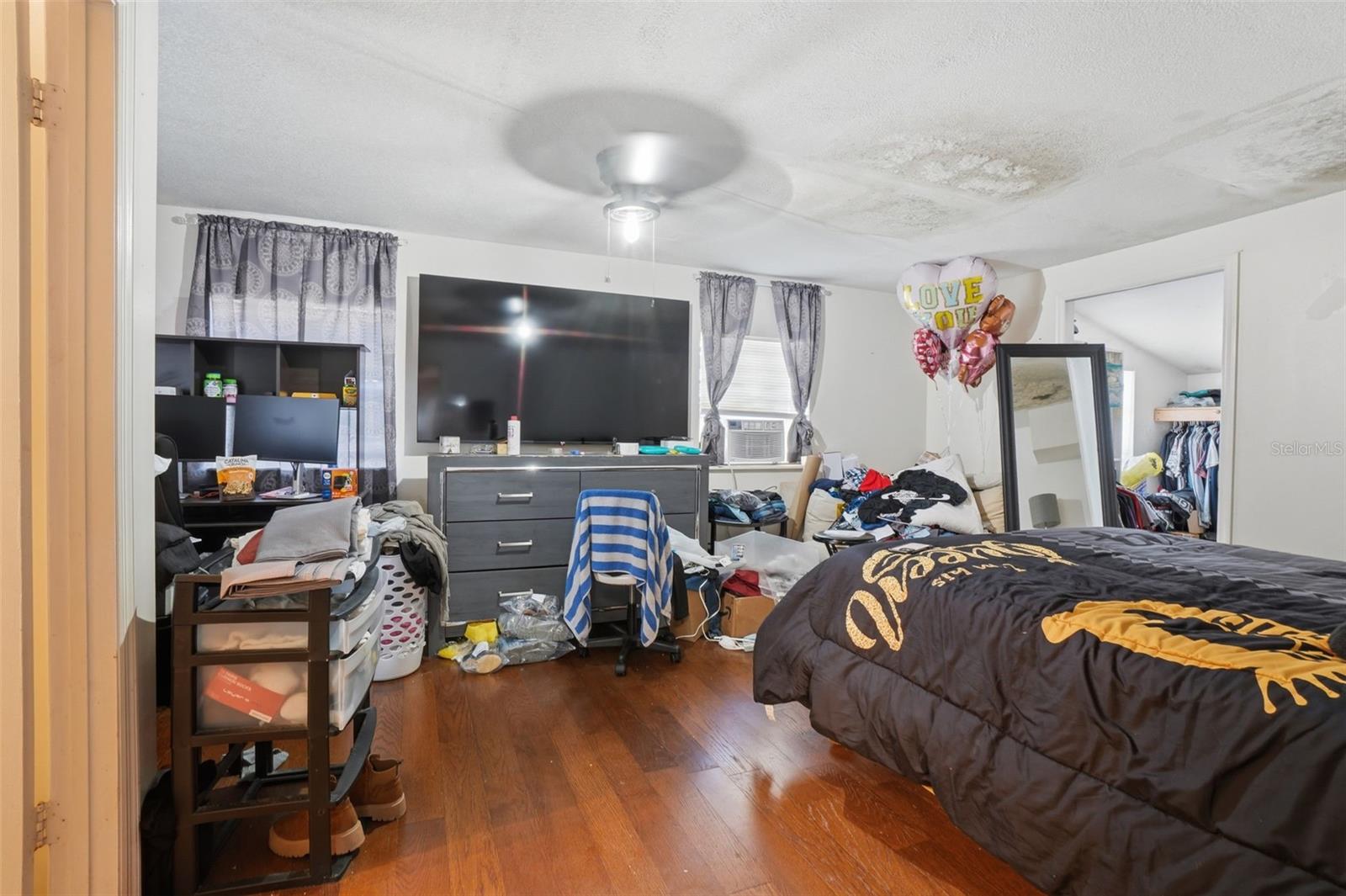 MALIBU GROVES ELEVENTH ADD - Residential