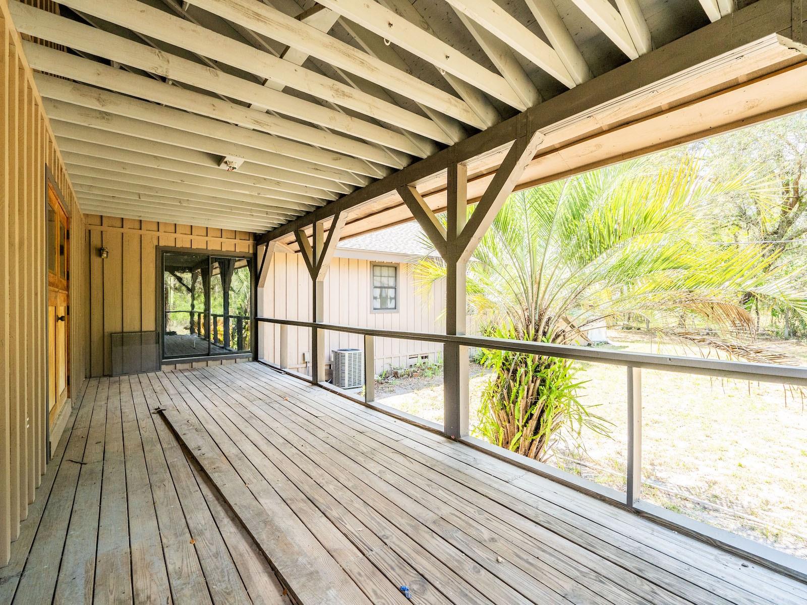 HOWARD RANCH ESTATE - Residential