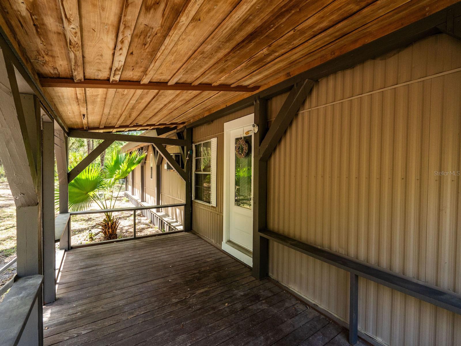 HOWARD RANCH ESTATE - Residential