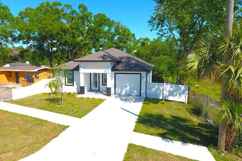 A home in TAMPA