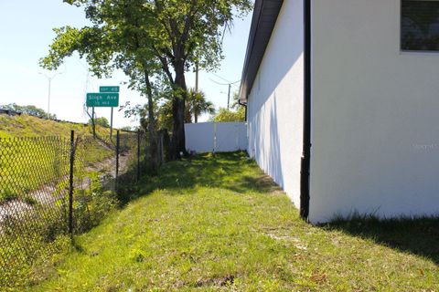 A home in TAMPA