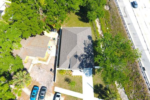 A home in TAMPA