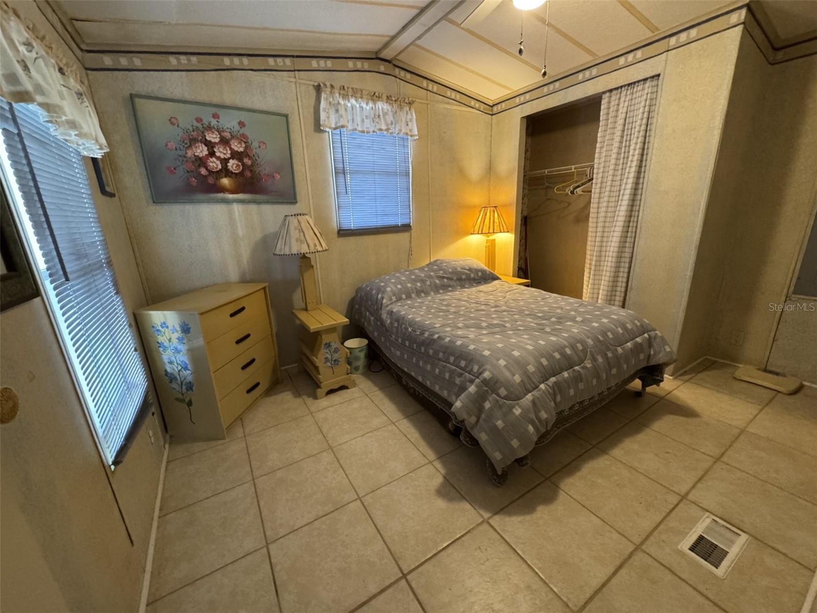 WALK IN THE WATER VILLAGE UNIT 03 - Residential