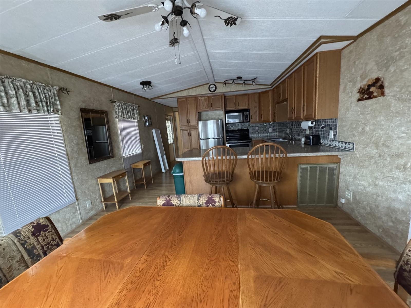 WALK IN THE WATER VILLAGE UNIT 03 - Residential