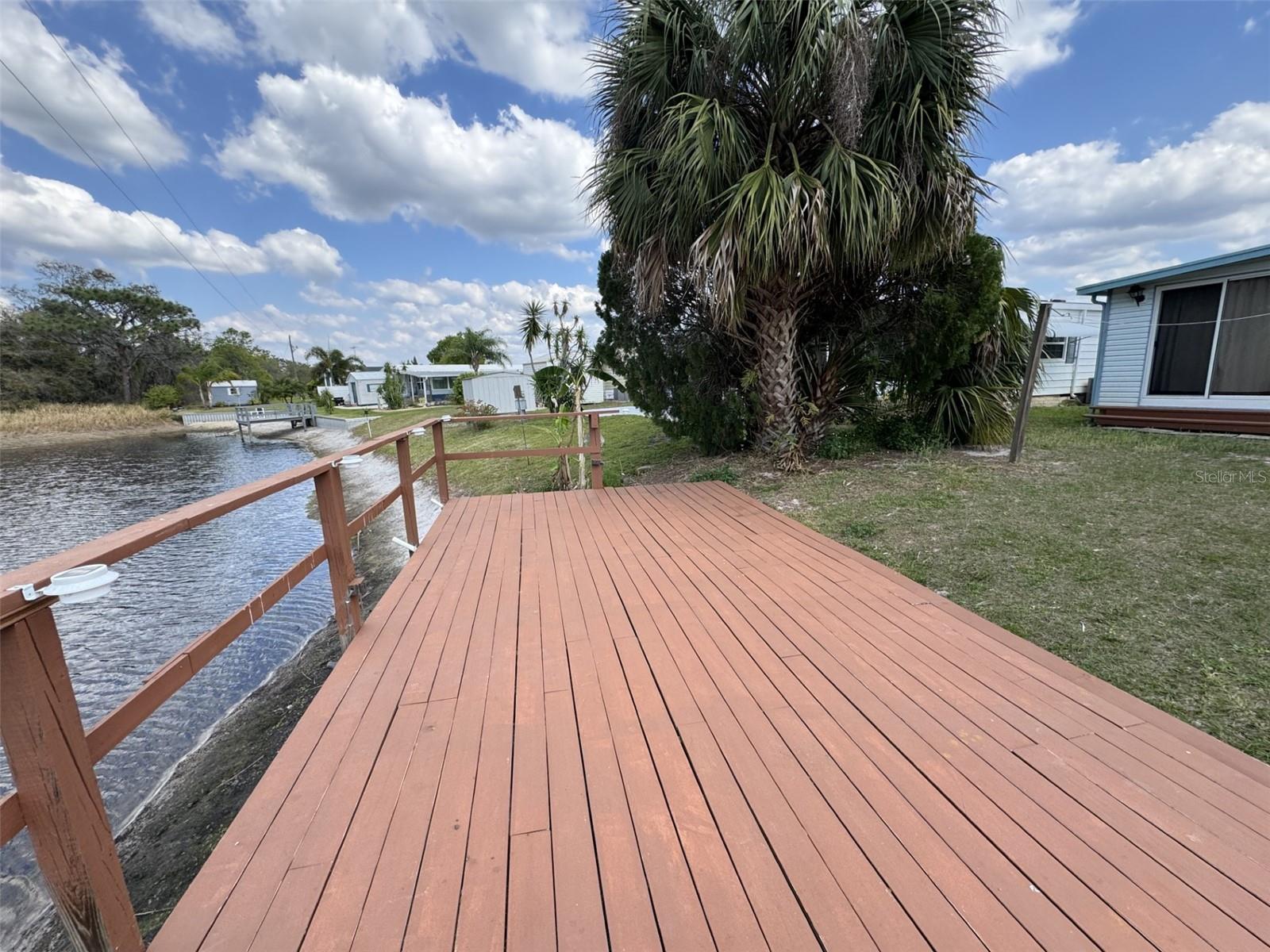 WALK IN THE WATER VILLAGE UNIT 03 - Residential