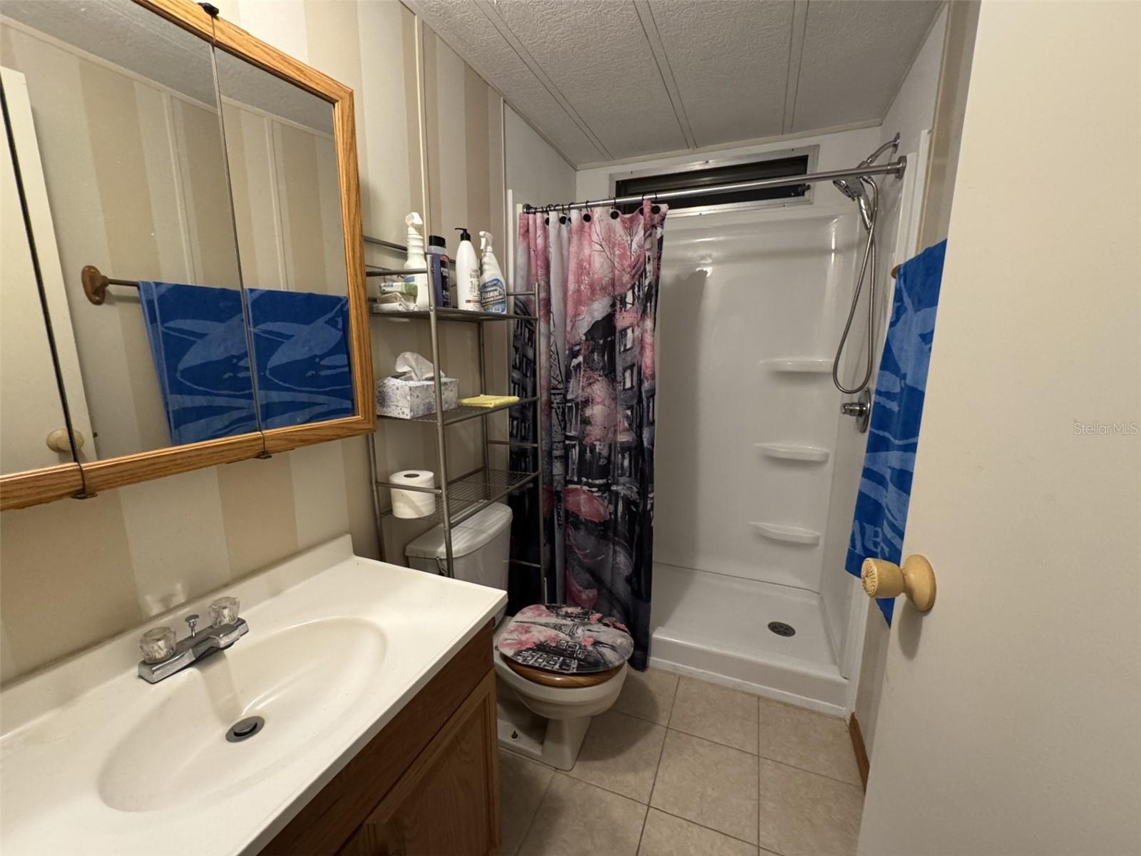 WALK IN THE WATER VILLAGE UNIT 03 - Residential