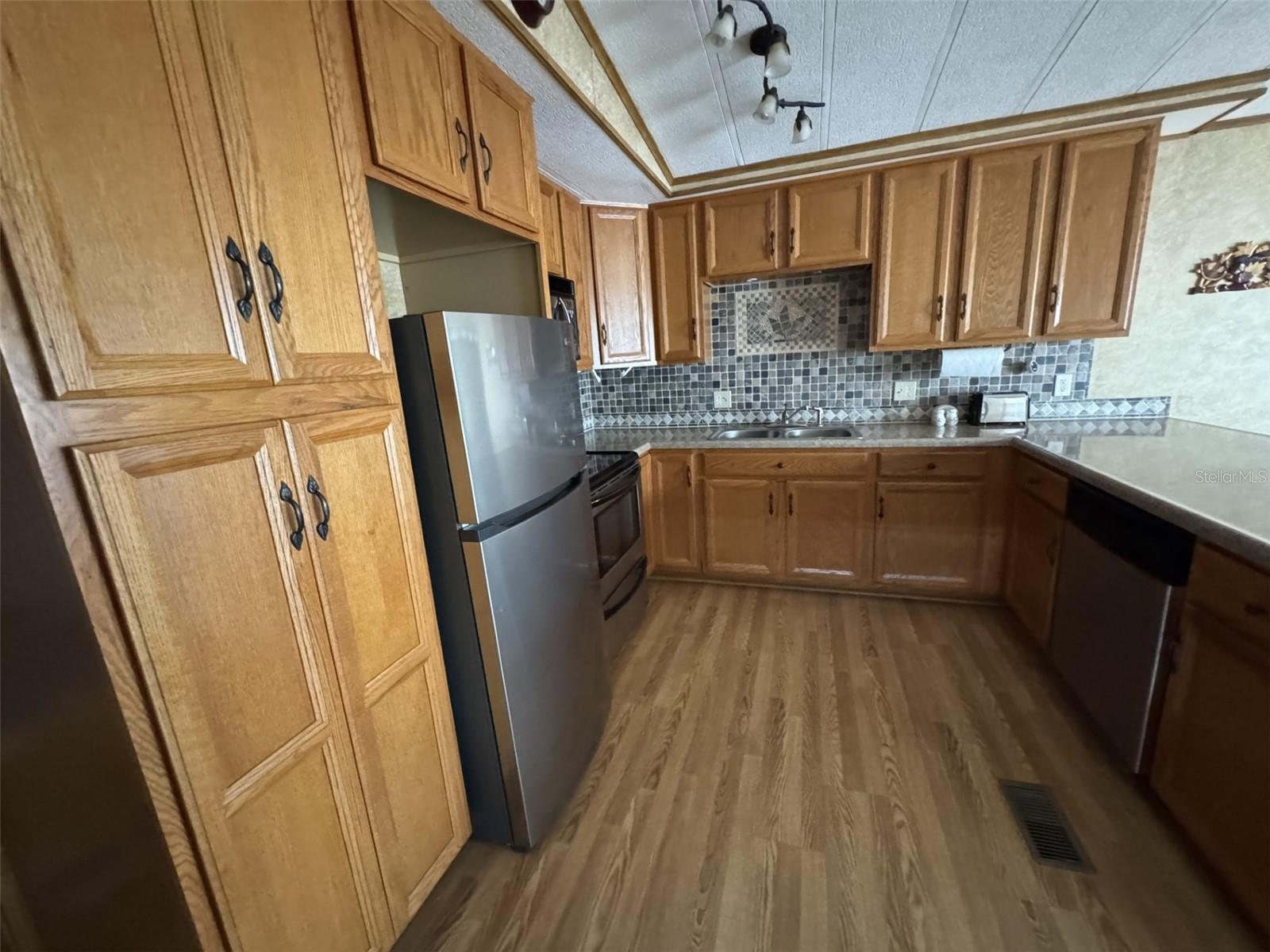 WALK IN THE WATER VILLAGE UNIT 03 - Residential