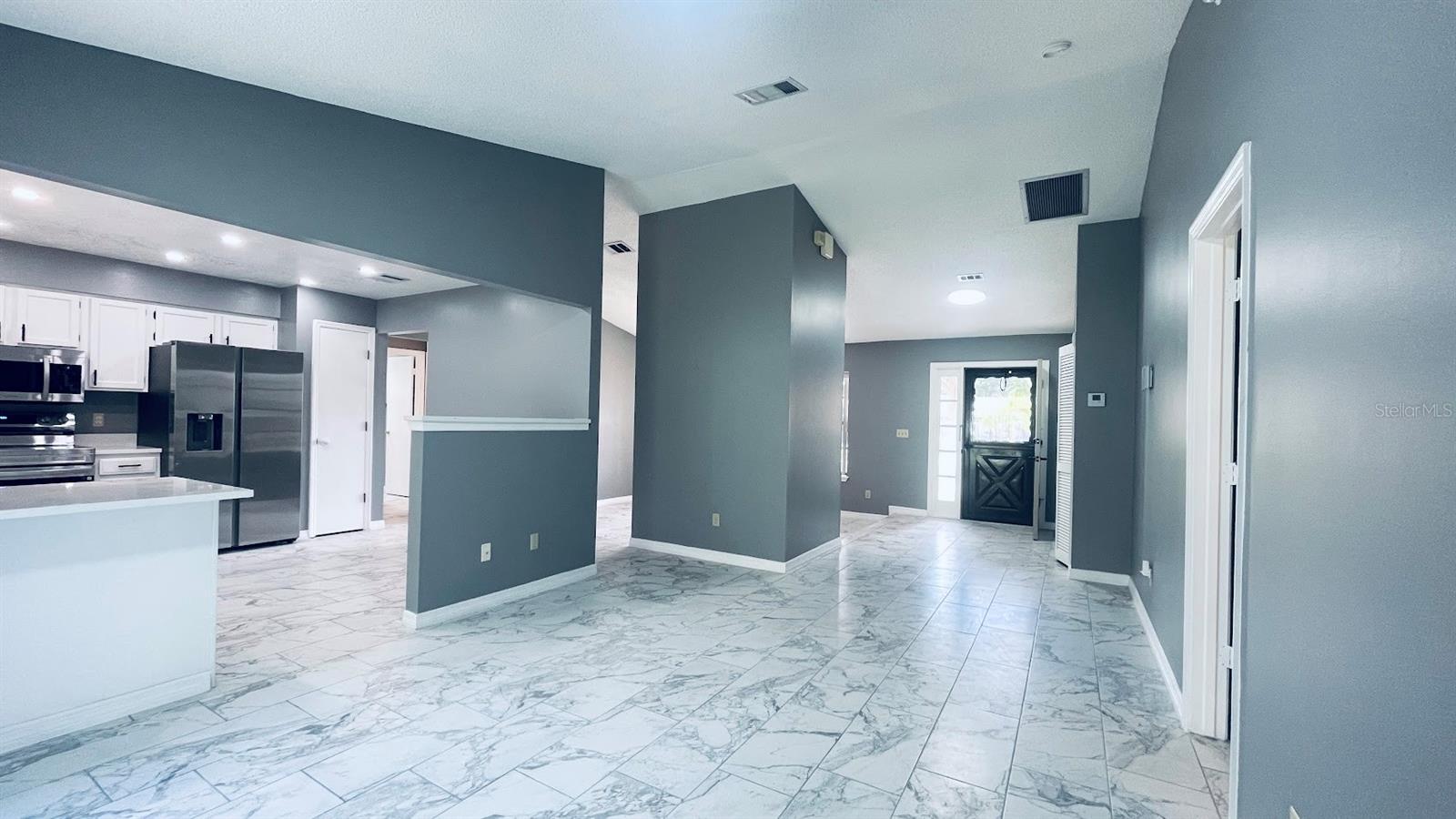 CAROLINE ESTATES 1ST ADD - Residential Lease