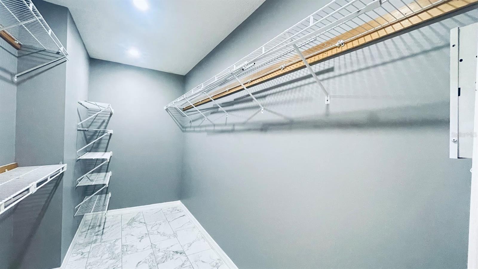 CAROLINE ESTATES 1ST ADD - Residential Lease