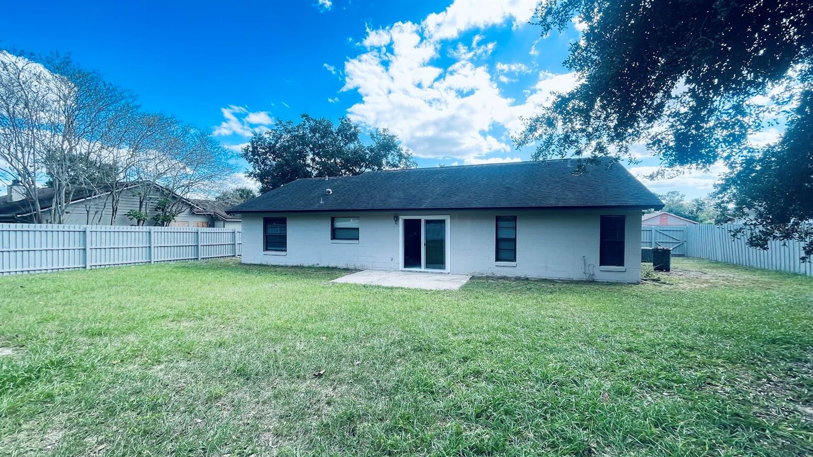 CAROLINE ESTATES 1ST ADD - Residential Lease