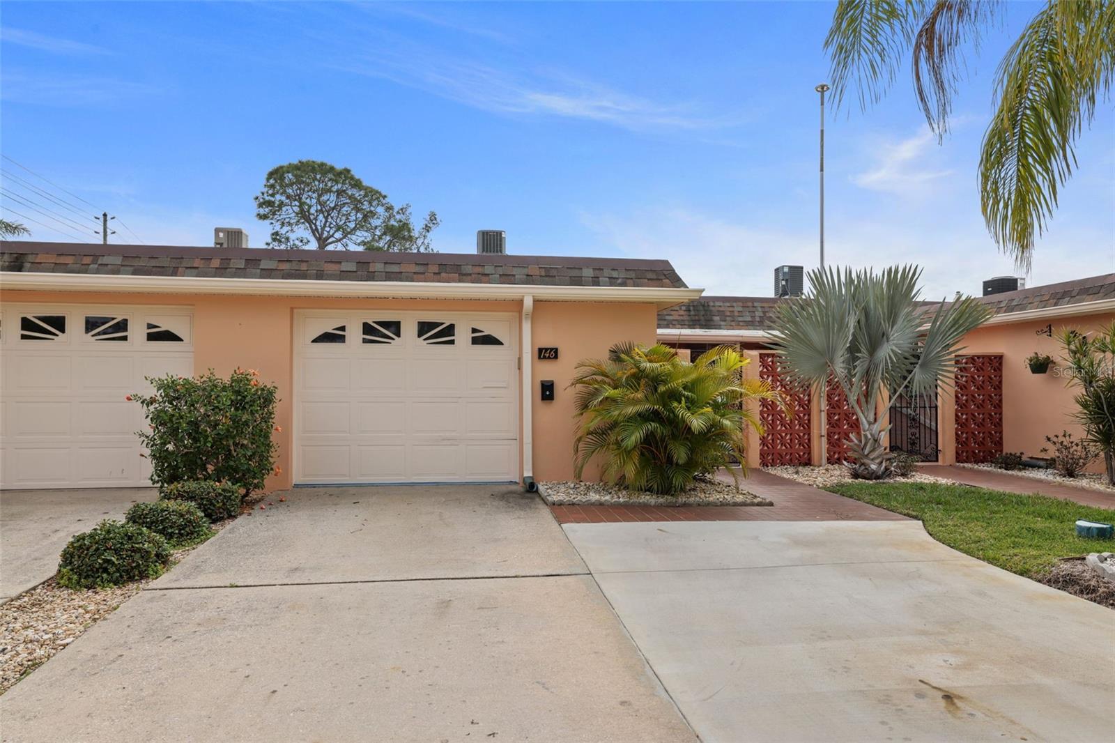 BOCA CIEGA POINT EAST - Residential