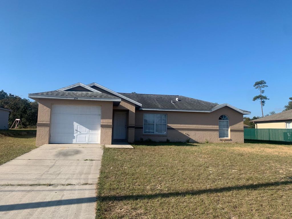 Photo of 254 Marion Oaks Manor, Ocala, FL 34473 (MLS # O6358728)