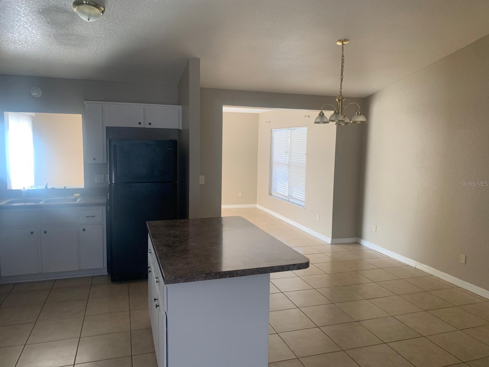 MARION OAKS UN 04 - Residential Lease