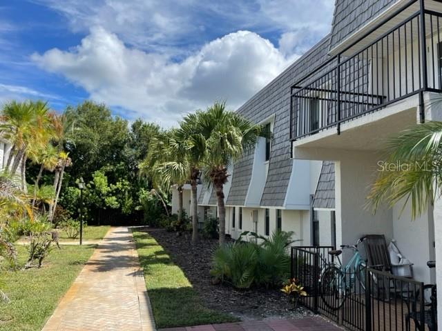 VICTORIA PALMS CONDO - Residential