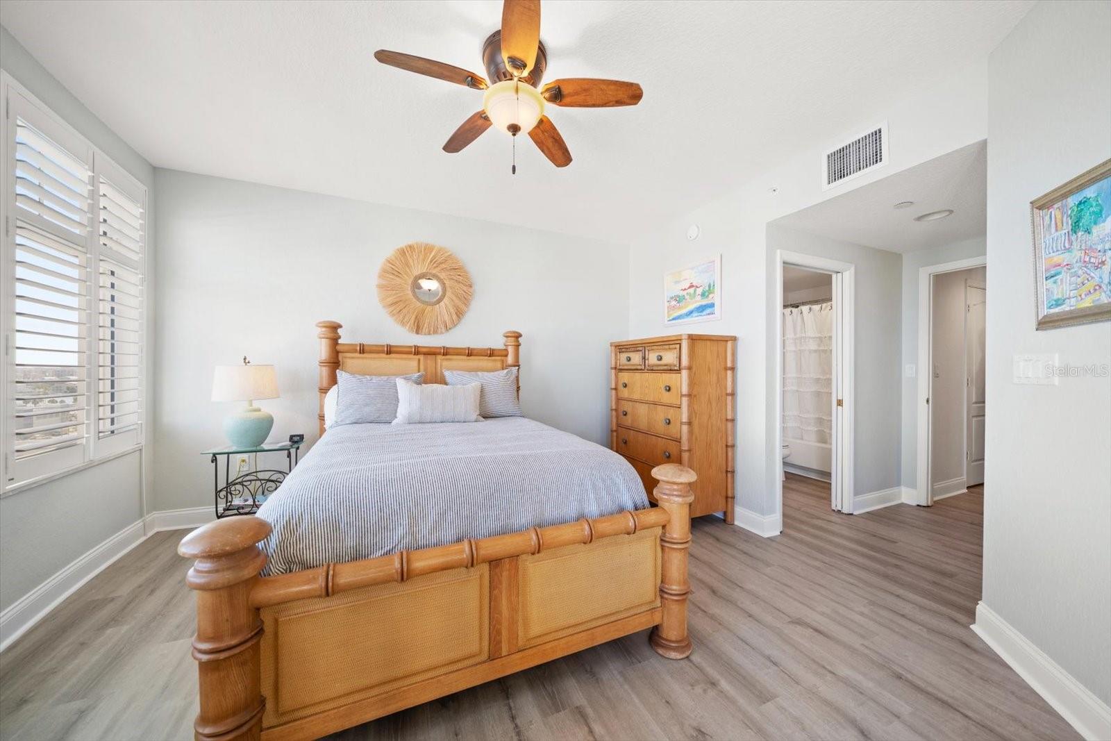 MANDALAY BEACH CLUB CONDO - Residential