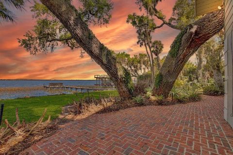 Tiny photo for 504 Banning Beach Road, Tavares, FL 32778 (MLS # O6393785)