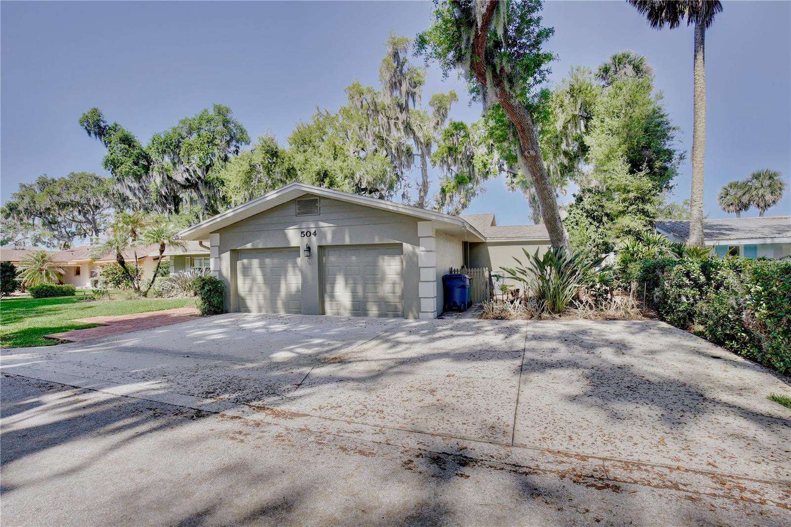 TAVARES BANNING BEACH - Residential