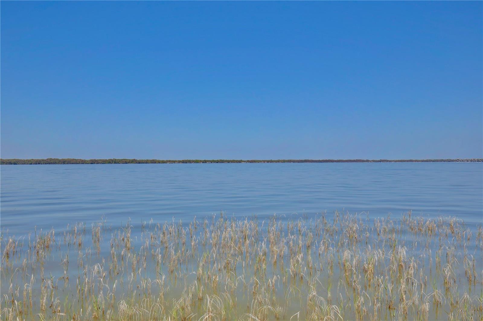 TAVARES BANNING BEACH - Residential