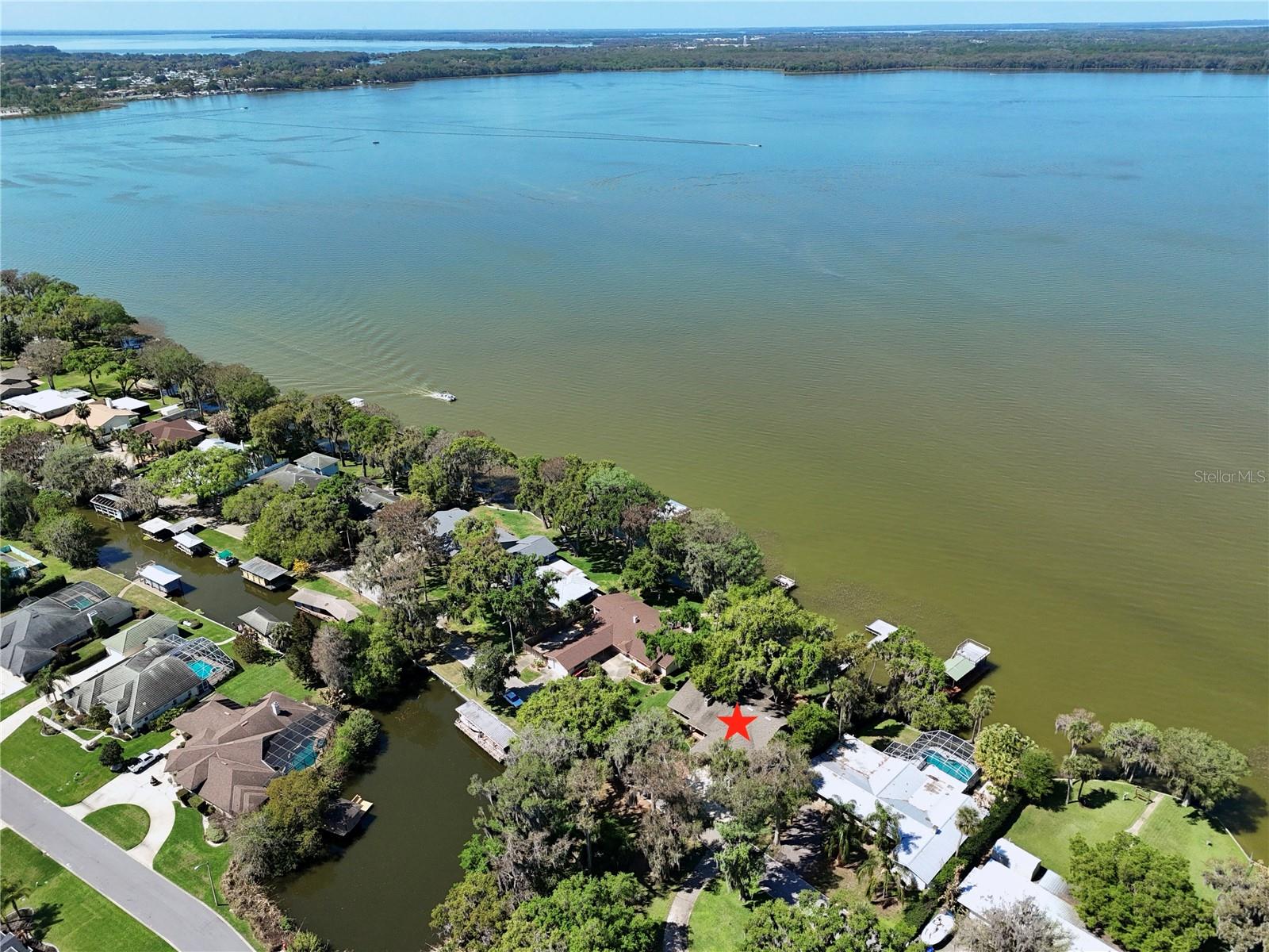 TAVARES BANNING BEACH - Residential