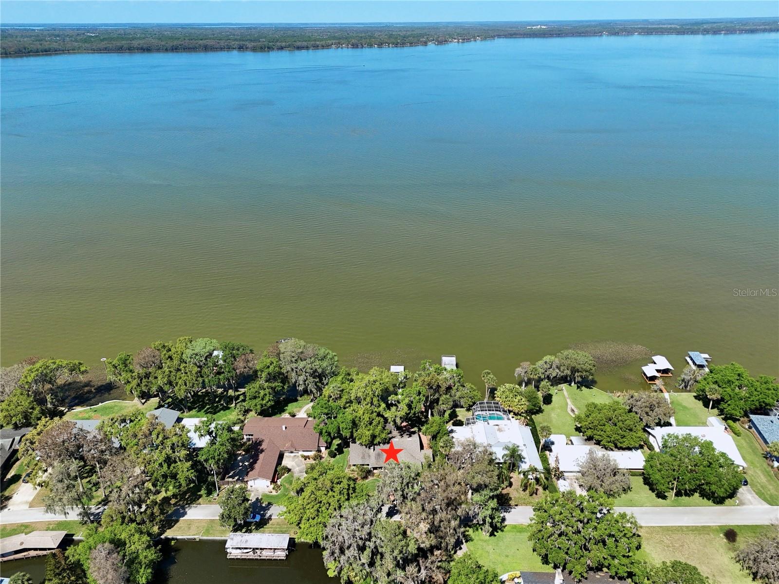 TAVARES BANNING BEACH - Residential