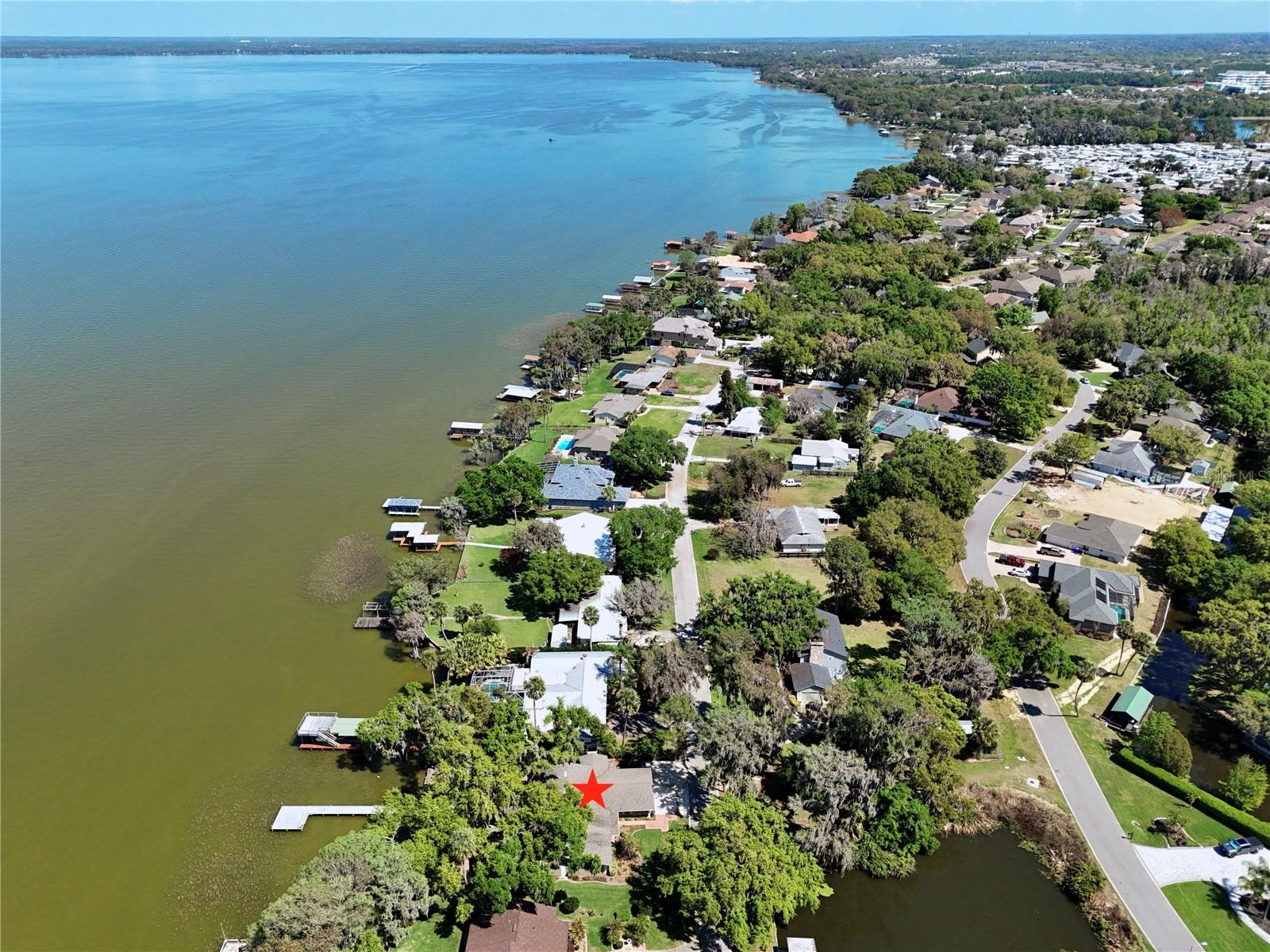 TAVARES BANNING BEACH - Residential
