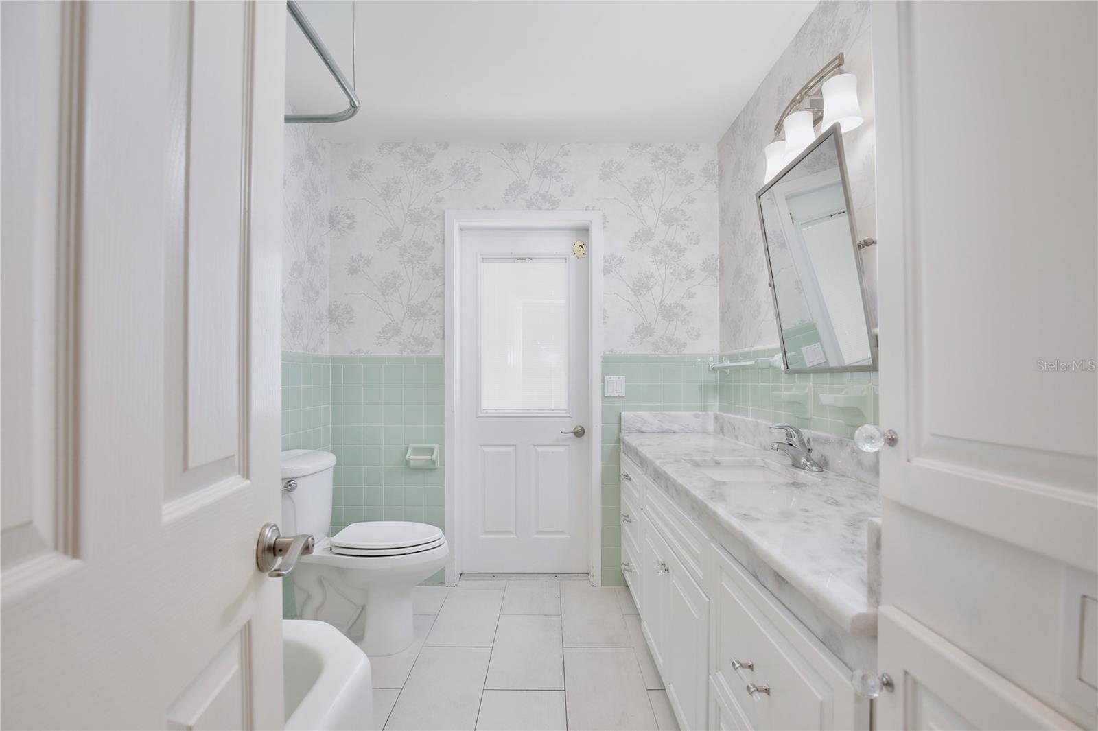 TAVARES BANNING BEACH - Residential