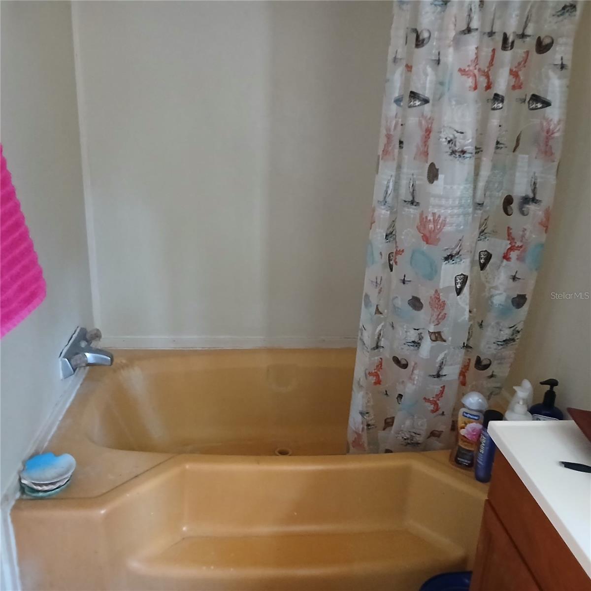 GREEN ACRES ADD - Residential