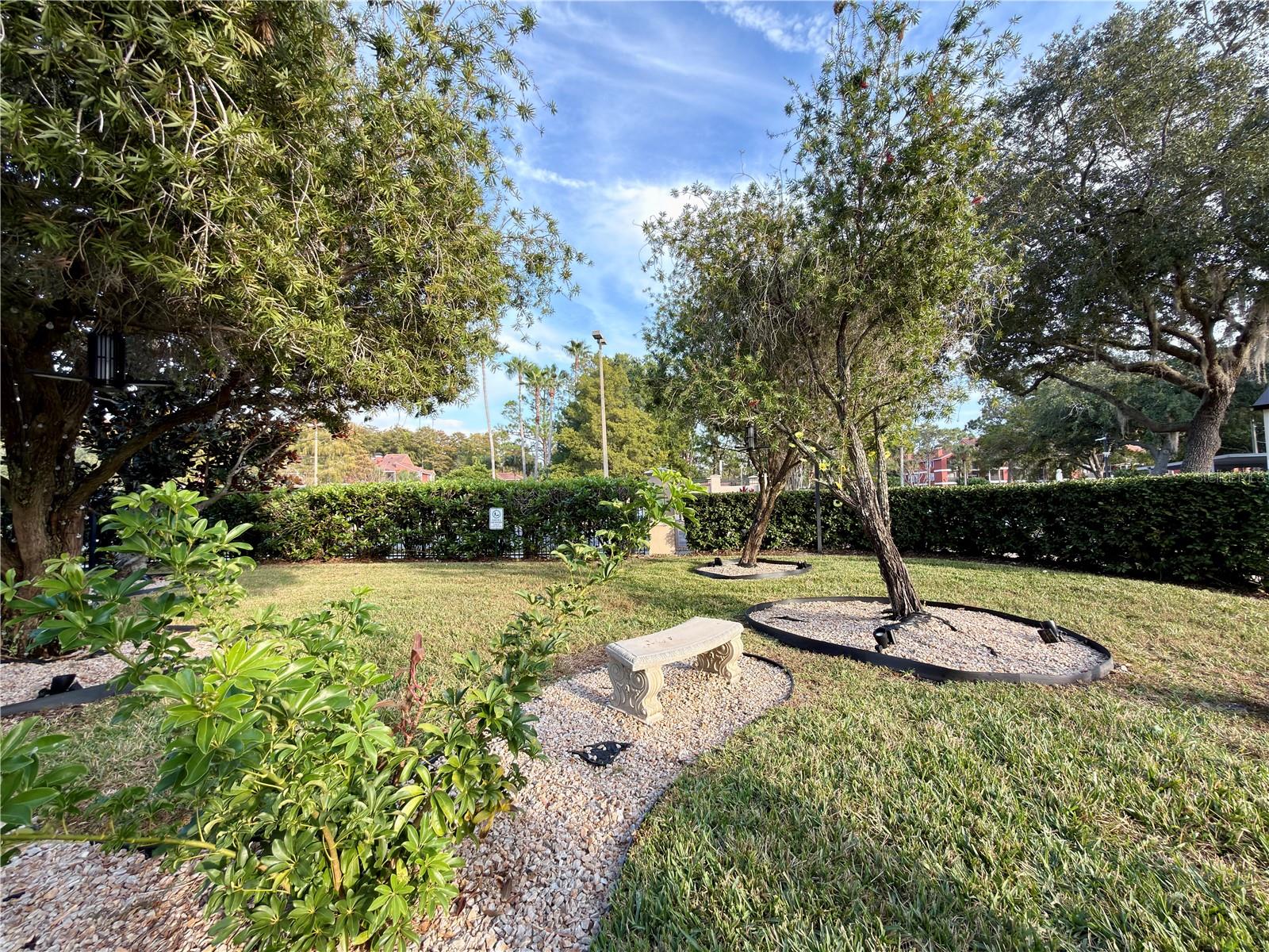 SUMMERGATE CONDO PH 01 5923/0662 - Residential